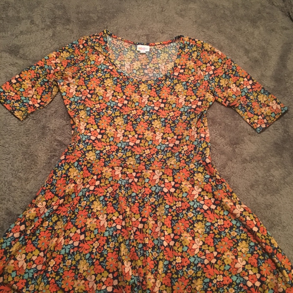 LULAROE NICOLE DRESS